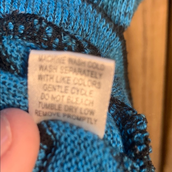 Poof! Blue Striped Women's Top Size L - Picture 4 of 5